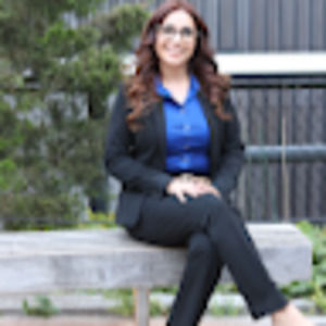 Meet your Posher, Raquel